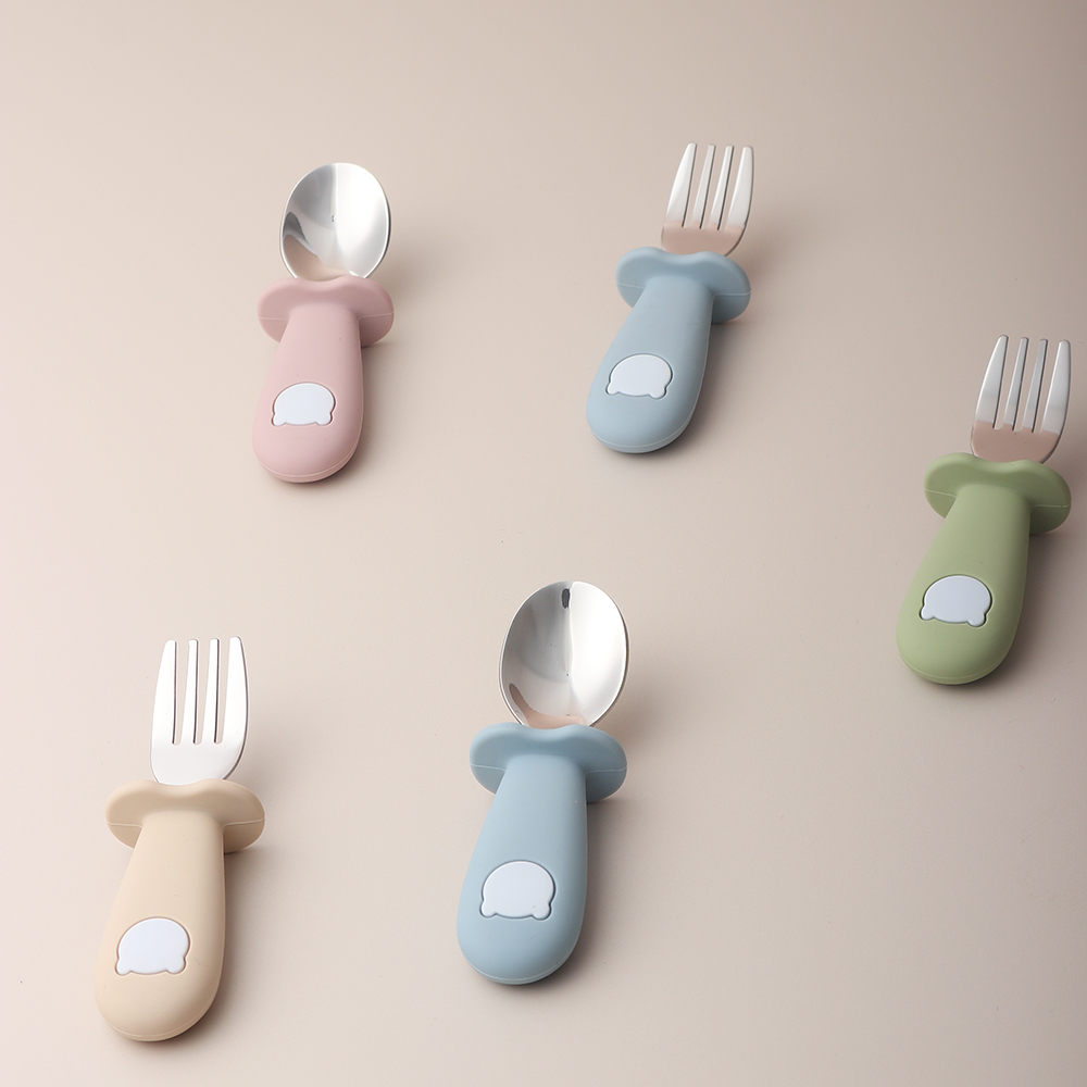 Baby Panda Shape Silicone Spoo - Baby Food Utensils 评论和价格