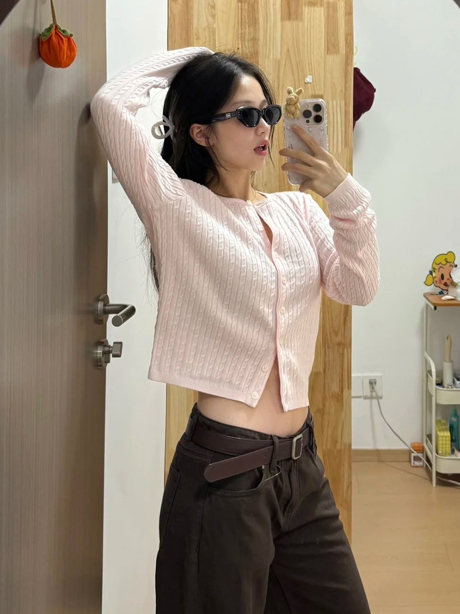 Twist Flower Baby Pink Sweater - Bib Long Sleeve 评论和价格